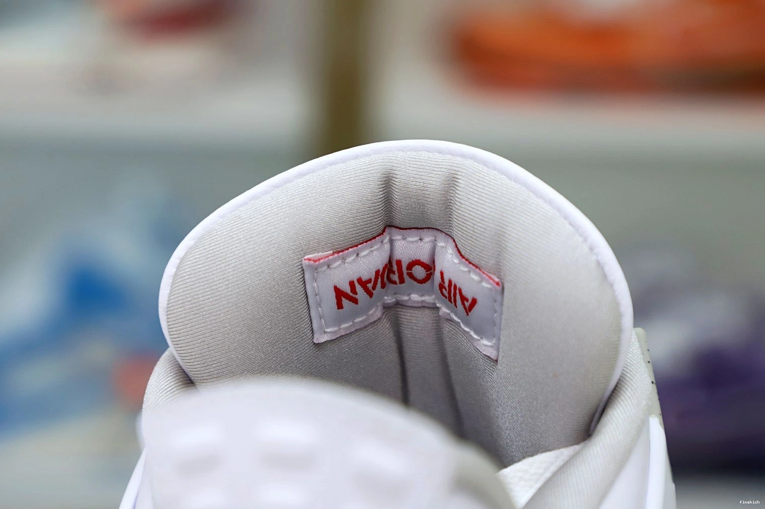 4 JORDAN 'WHITE OREO' RETRO AIR 0725